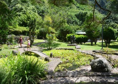 Japanesse garden limo tour with Stardust Hawaii web