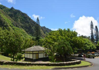 Kepaniwai garden limo tour Stardust Hawaii web